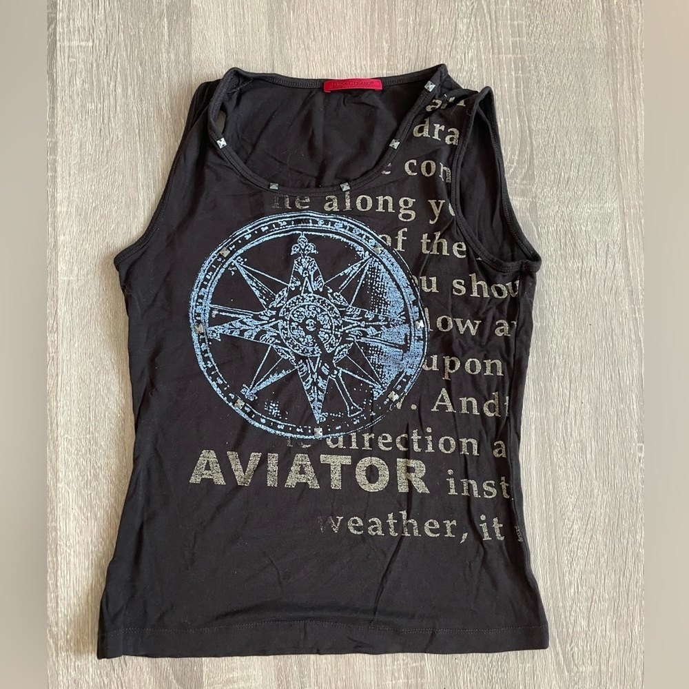 LUISA CERANO Black sleeveless tank top w/ compass AVIATOR graphic & Studs. - Picture 6 of 9